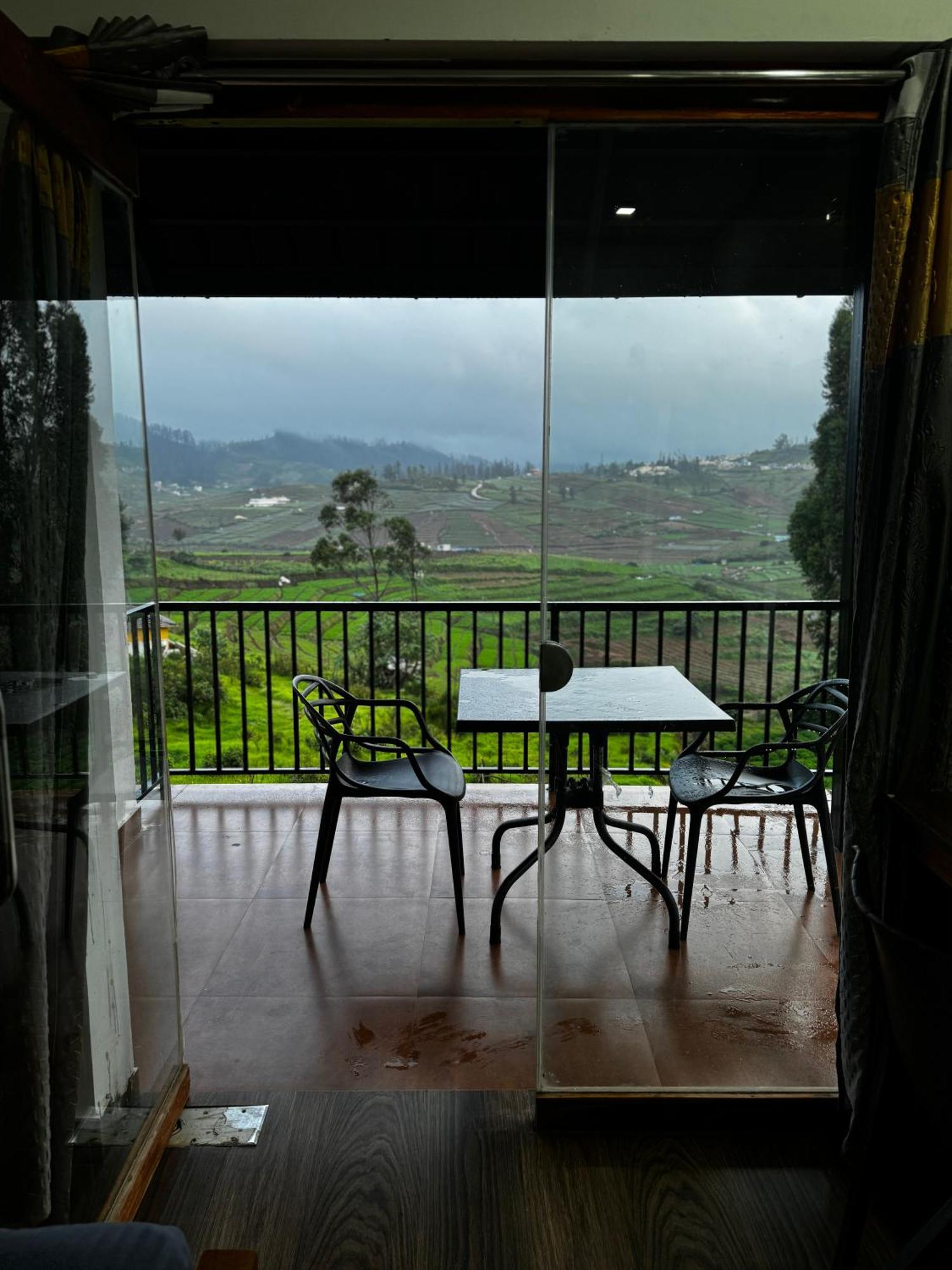 Bed and Breakfast The Wooden Springs Утакаманд Экстерьер фото